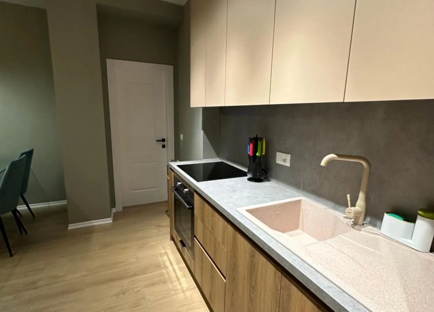 Urban Charm Apt With Jacuzzi Tirana Albania